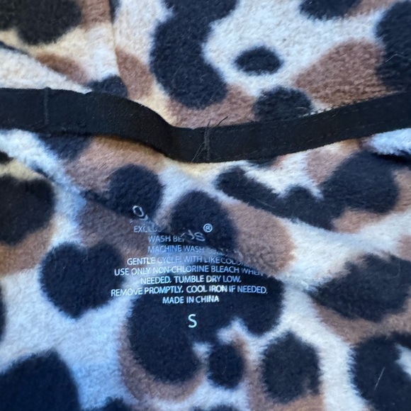 Cuddl Duds open leopard fleece cardigan - Picture 2 of 3